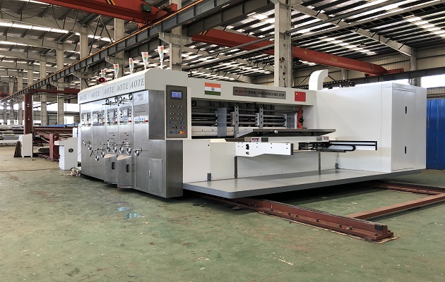 ZYKM I型高速全自动印刷开槽模切机在印度工作剪影