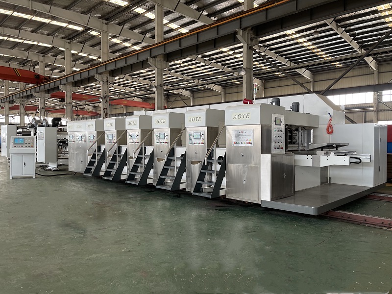 ZYKM IV型（固定式）高速全自动印刷开槽模切粘箱生产线发往土耳其