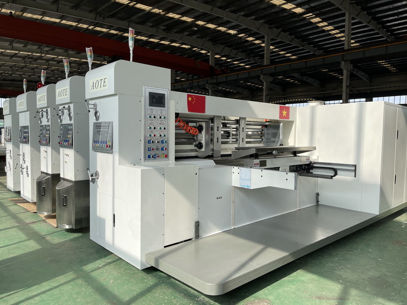 ​2021年5月21日，越南富发纸箱厂采购的ZYKM I型900x2000mm 高速全自动印刷开槽模切机生产完毕，准备发货。