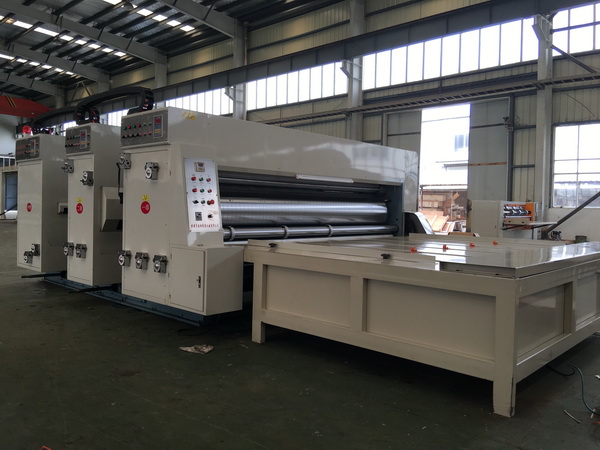 2016年7月13日，我公司发往江苏昆山的BYKM型半自动双色印刷开槽机生产完毕，准备发货