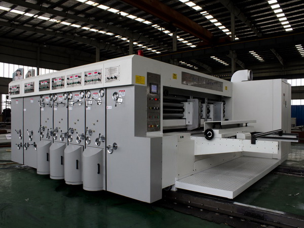 2016年5月14日，我公司发往河南鸿运包装有限公司的ZYKM II型1200X2400mm高速全自动四色印刷开槽模切堆积机生产完毕，准备发货