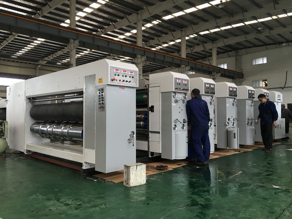 2016年4月3日，我公司发往潍坊市青州聚鑫包装有限公司的ZYKM II型1200X2400mm高速全自动五色印刷开模一体堆积机生产完毕，准备发货